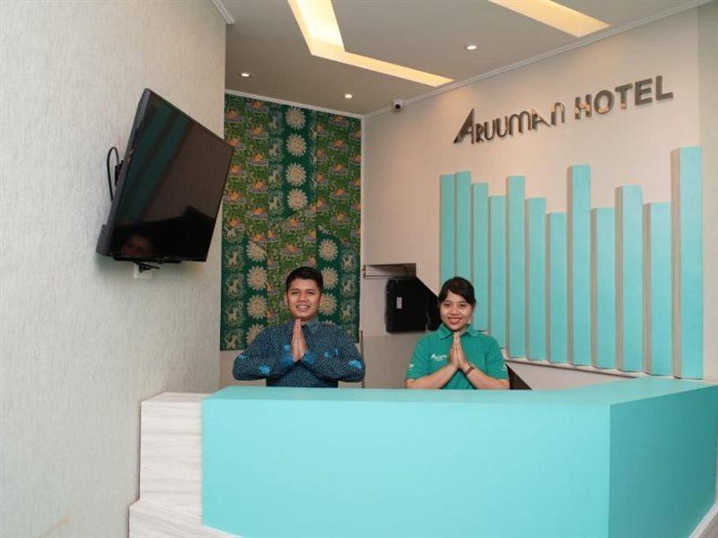 Aruuman Hotel Simpanglima Semarang Buitenkant foto